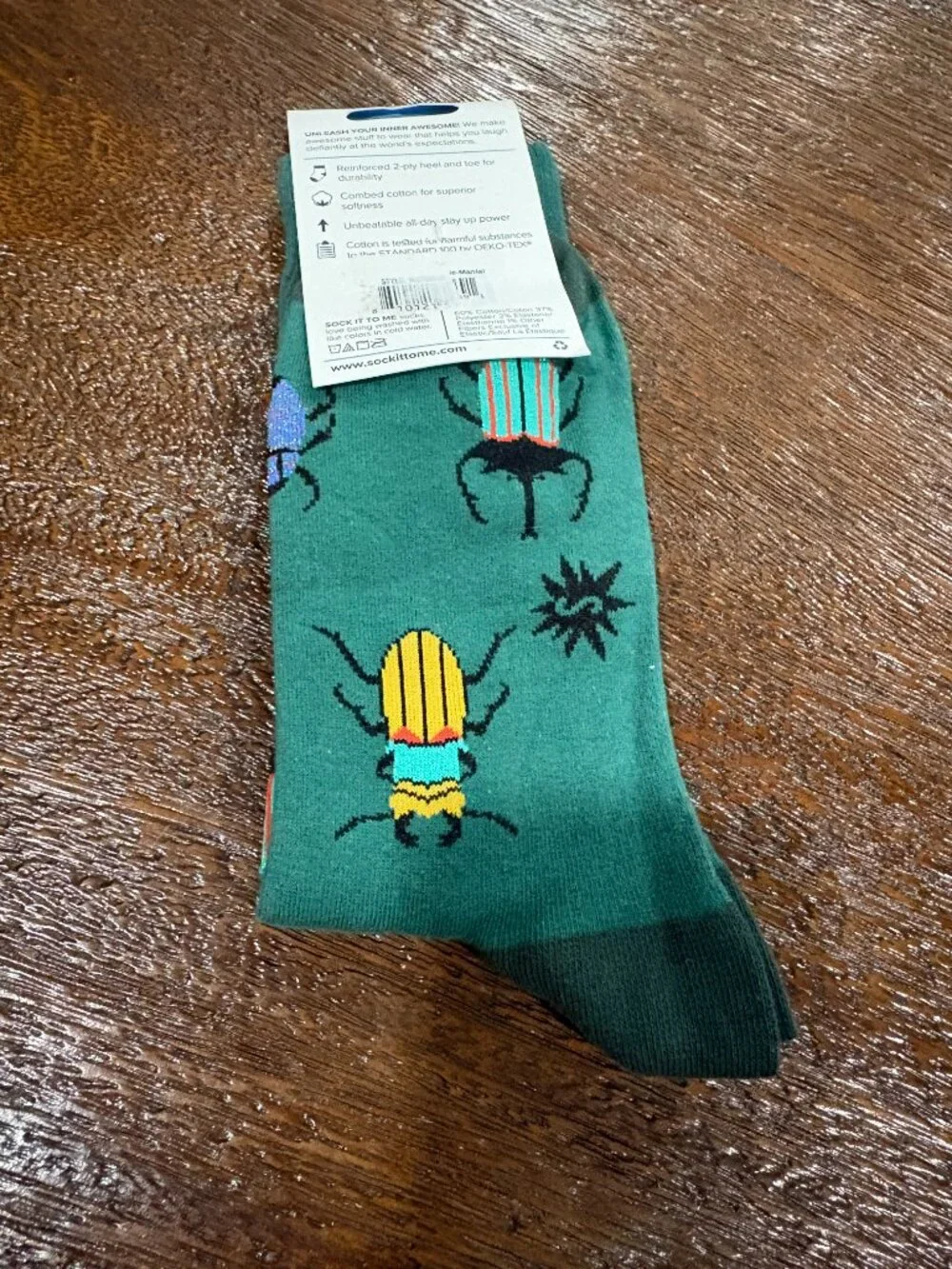 Sock it To Me Beetle Mania Mens Crew Shimmer Socks sz 7-13 Green NEW NWT Bugs